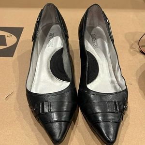 Kenneth Cole Black Kitten Heals 8M